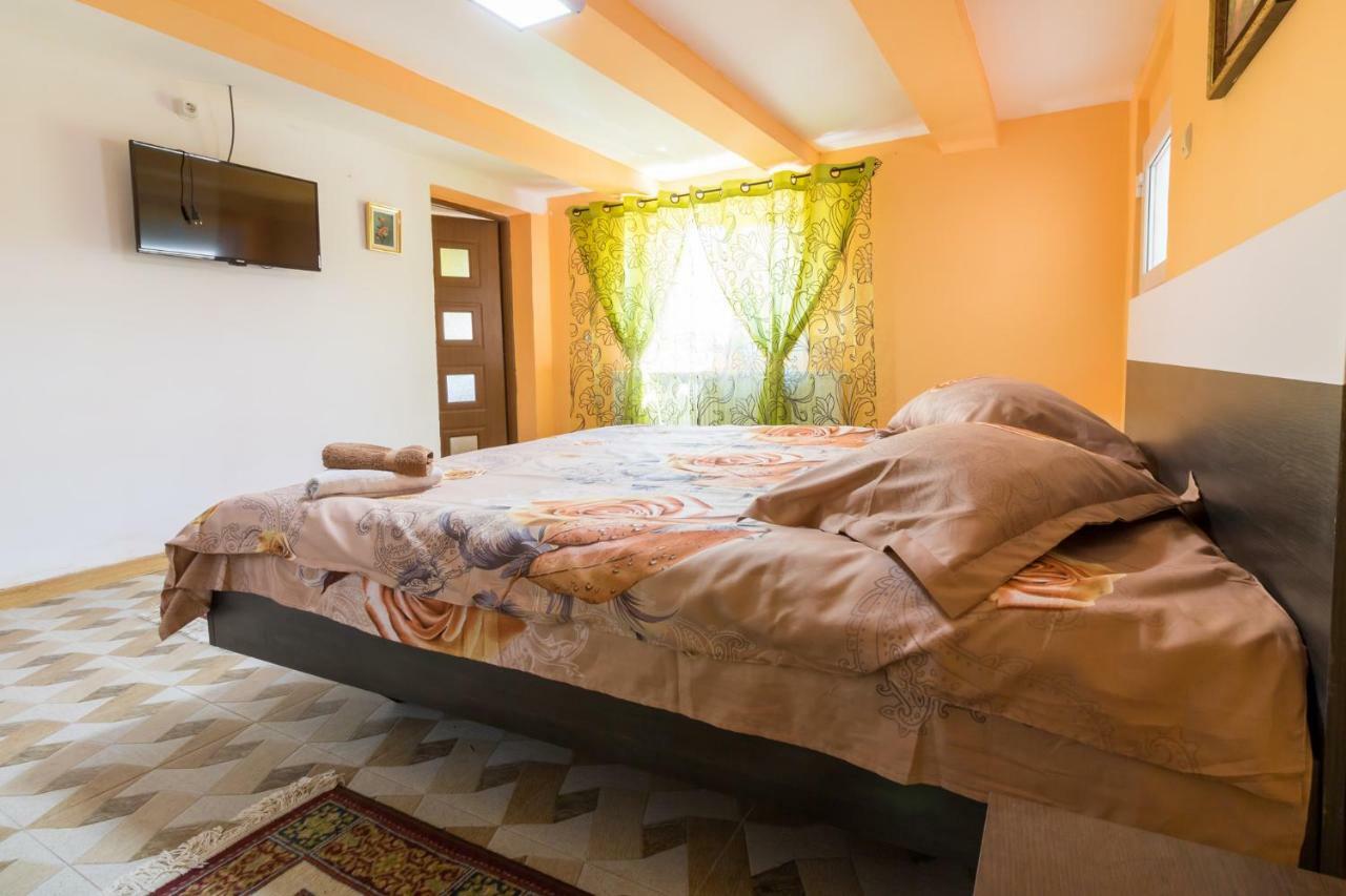 Casa De Vacanta Marya Baia de Fier Zewnętrze zdjęcie